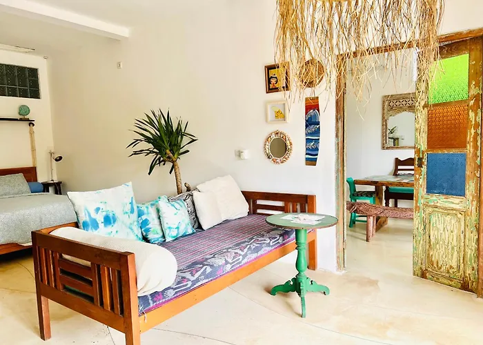Sriyana Hotel 2*